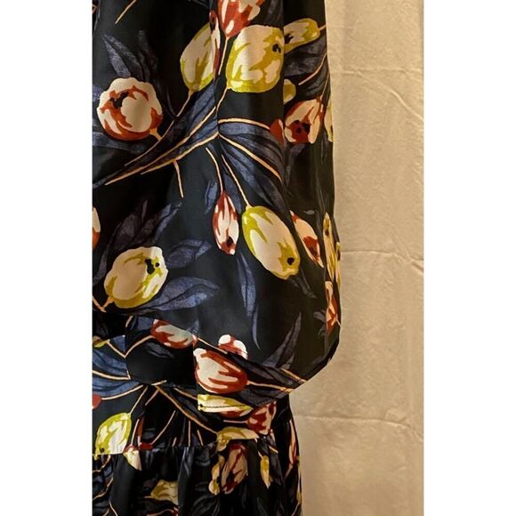 NWT 5a7 Cinq à Sept Dress 100% SILK Asymm Hemline Flutter Sleeve Tulip Floral 0 - Picture 7 of 13